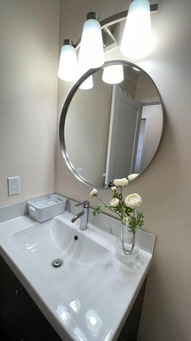 Unit #303 Mountain View 1Br In Canmore Downtown מראה חיצוני תמונה